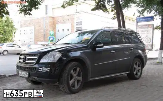 Фото автомобиля MERCEDES GL-KLASSE, 2007 — госномер Н635РВ96. Цвет: ЧЕРНЫЙ