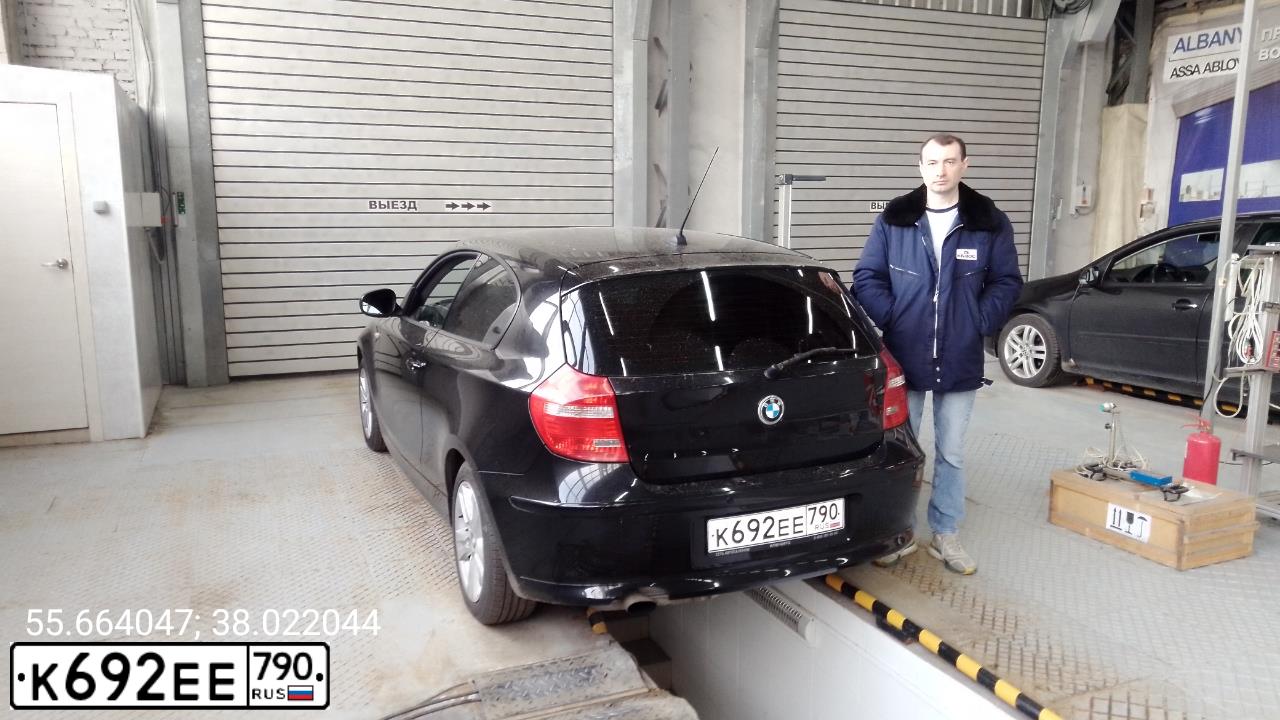 Фото автомобиля BMW SERIE 1, 2011 — госномер Х835АС76
