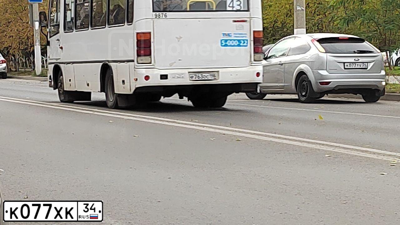 Фото автомобиля AUDI АУДИ A 8, 2000 — госномер Р108ХР790. Цвет: ЧЕРНЫЙ