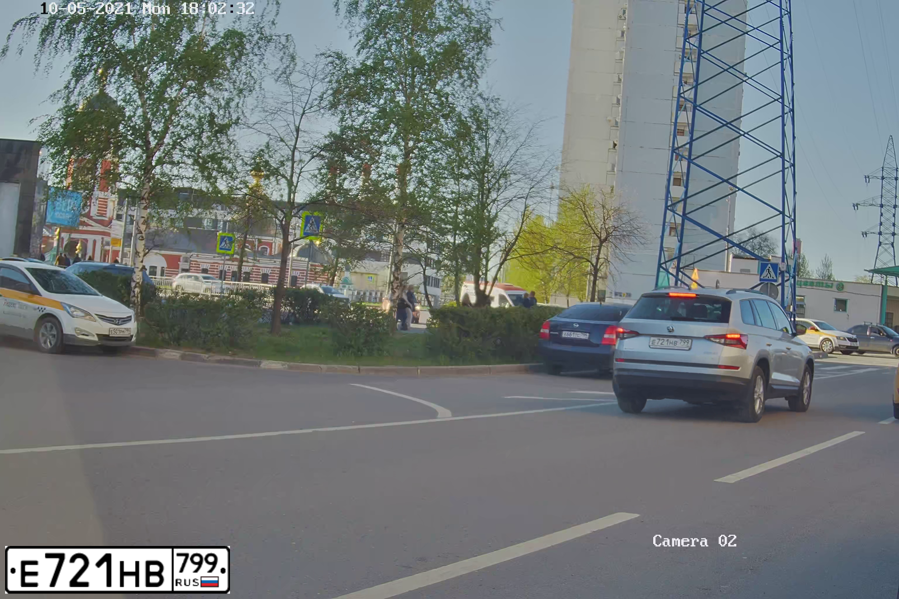 Фото автомобиля SKODA KODIAQ, 2018 — госномер Е721НВ799. Цвет: СЕРЕБРИСТЫЙ