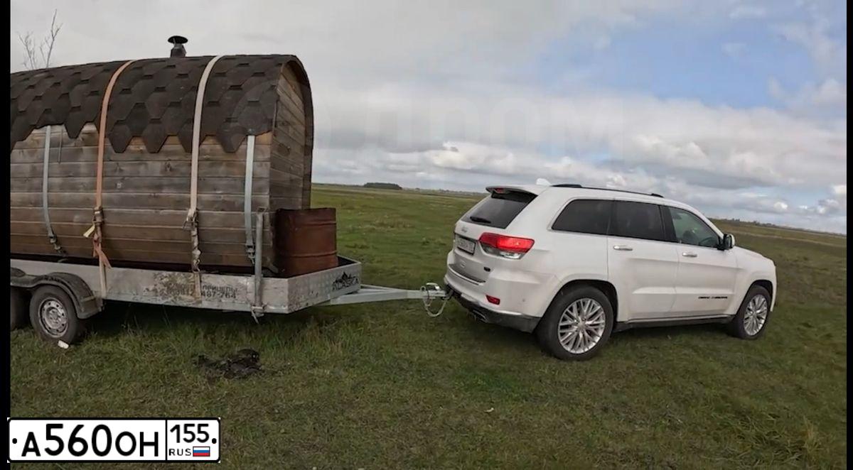 Фото автомобиля JEEP GRAND CHEROKEE, 2019 — госномер У477ВМ550. Цвет: Белый