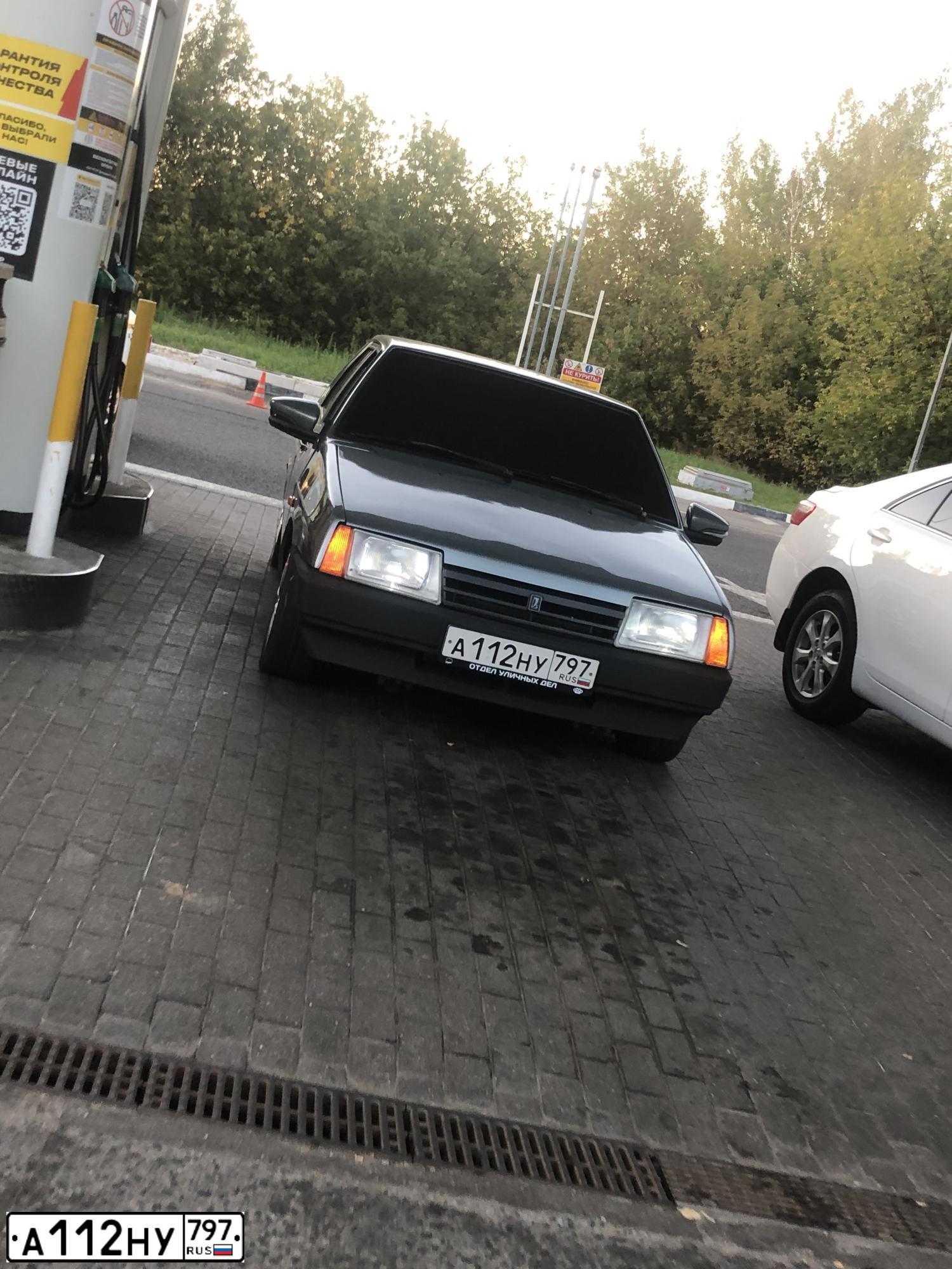 Фото автомобиля LADA 2109 SAMARA, 2001 — госномер А112НУ797. Цвет: ТЕМНЫЙ СЕРО-СИНИЙ МЕТАЛИК