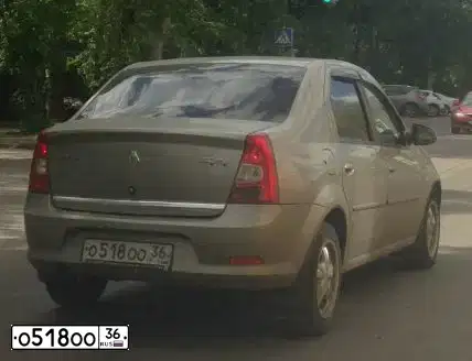Фото автомобиля VOLKSWAGEN TRANSPORTER, 2004 — госномер Н333АМ48. Цвет: ТЕМНО-СЕРЫЙ