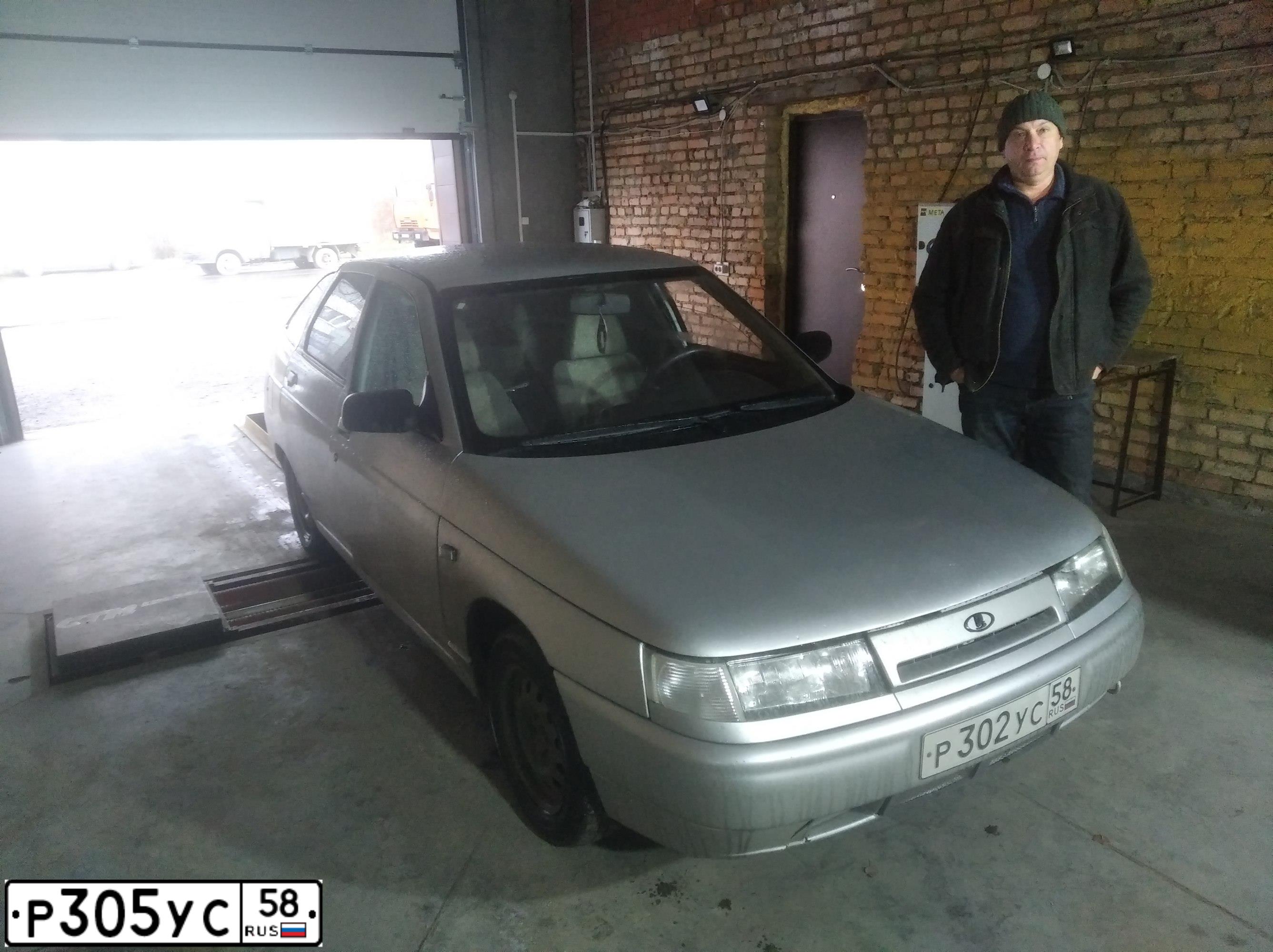 Фото автомобиля LADA 2112 LADA, 2007 — госномер Т290РМ58. Цвет: СЕРЫЙ СВЕТЛЫЙ