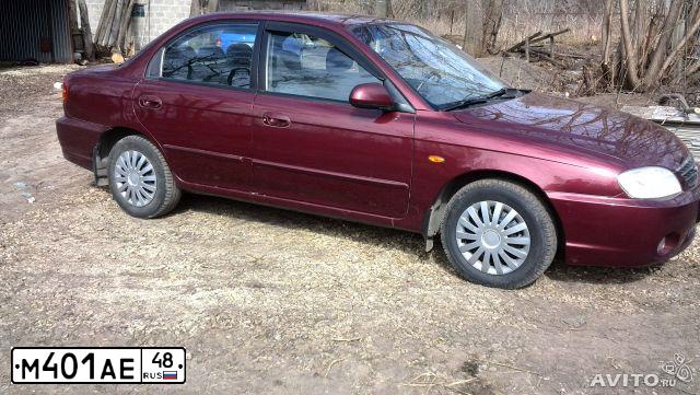 Фото автомобиля KIA SPECTRA, 2007 — госномер М401АЕ48. Цвет: КРАСНЫЙ ПЕРЕЦ