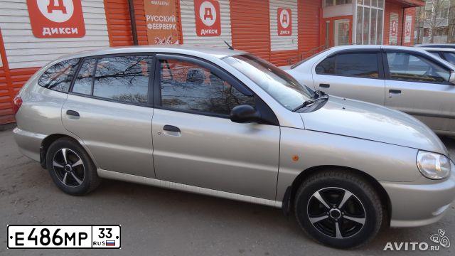 Фото автомобиля KIA RIO, 2002 — госномер А482УТ51. Цвет: СЕРЕБРИСТЫЙ