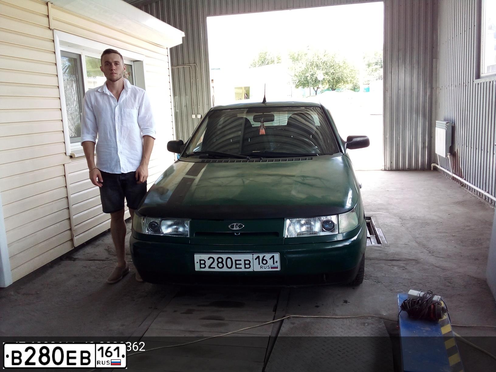 Фото автомобиля LADA 2110, 1998 — госномер К261ВТ61. Цвет: ЗЕЛЕНЫЙ