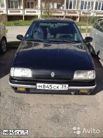 Фото автомобиля RENAULT R 19, 1991 — госномер М845СК39. Цвет: ЧЕРНЫЙ