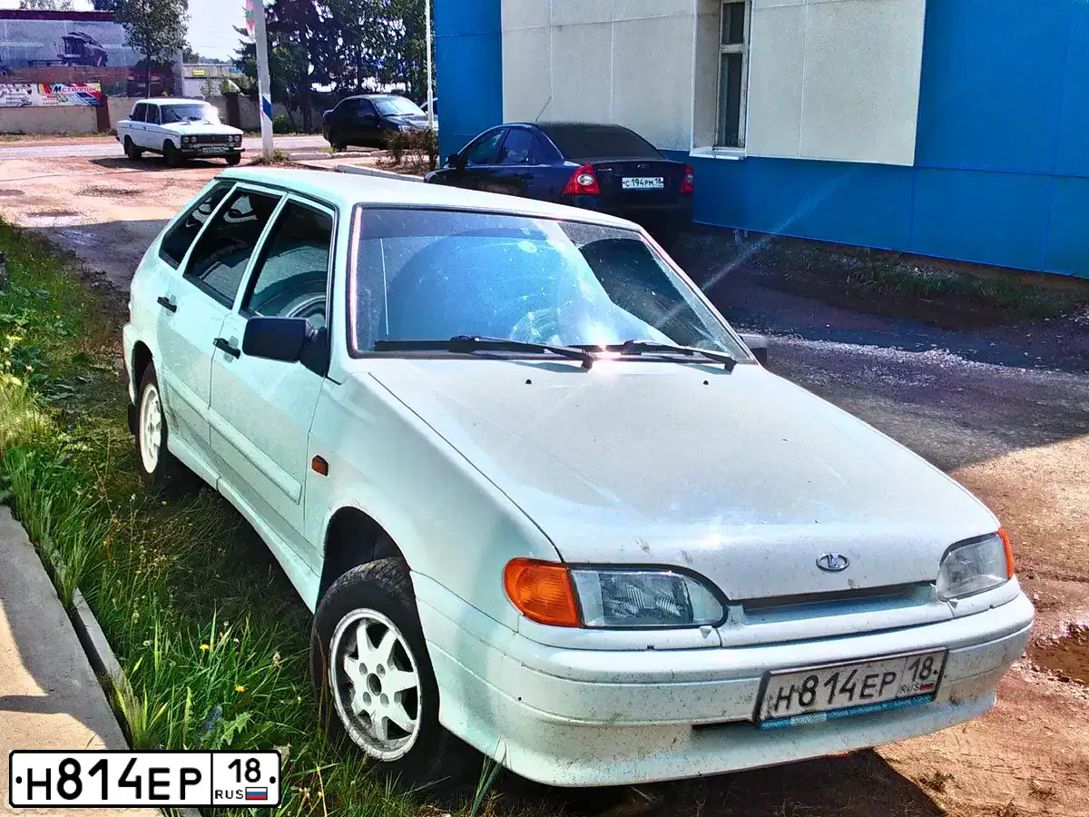 Фото автомобиля LADA 2114 SAMARA, 2014 — госномер Н628ТТ196. Цвет: Белый