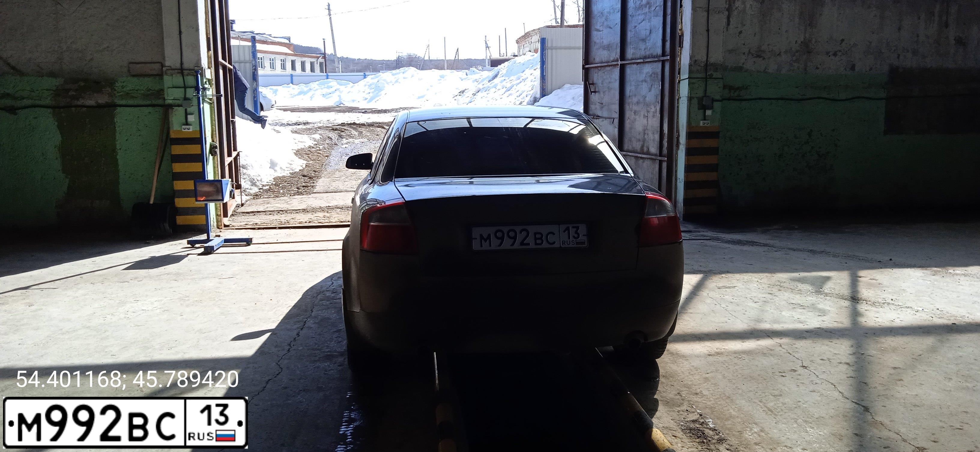 Фото автомобиля AUDI A4, 2002 — госномер М992ВС13. Цвет: ЧЕРНЫЙ