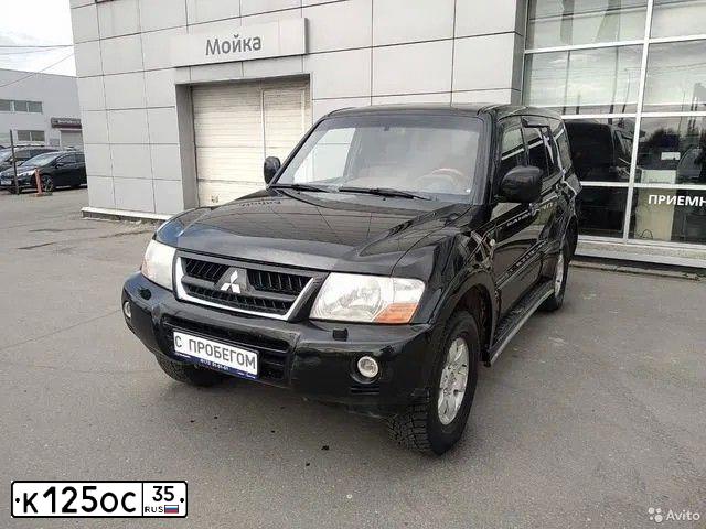 Фото автомобиля MITSUBISHI PAJERO, 2003 — госномер К125ОС35. Цвет: ЧЕРНЫЙ