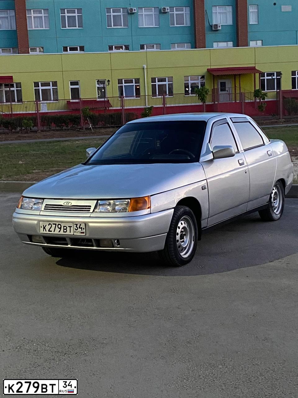 Фото автомобиля LADA 2110, 2002 — госномер К279ВТ34. Цвет: СВЕТЛО-СЕРЕБРИСТЫЙ МЕТАЛЛ