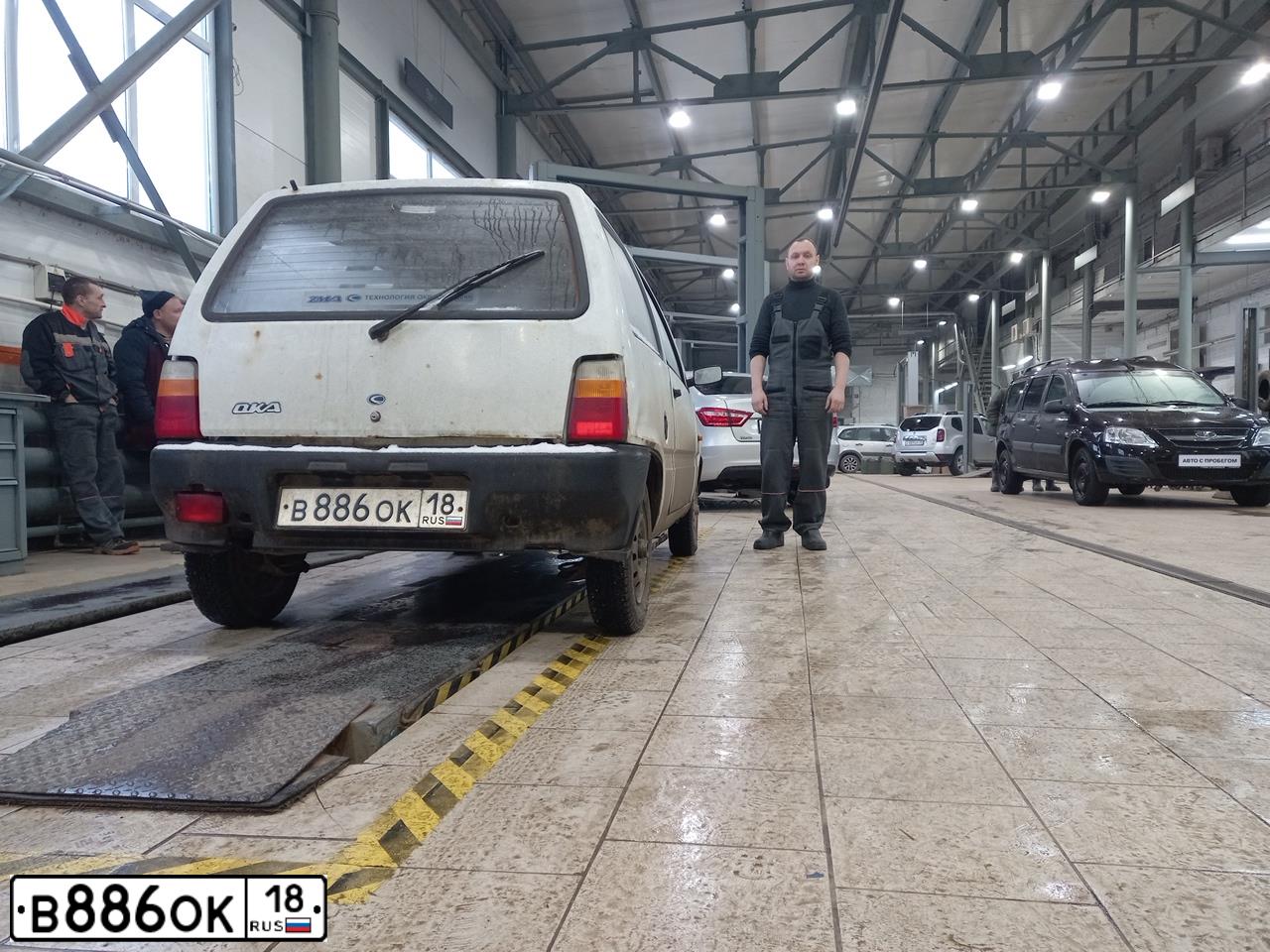 Фото автомобиля LADA OKA, 2004 — госномер В886ОК18