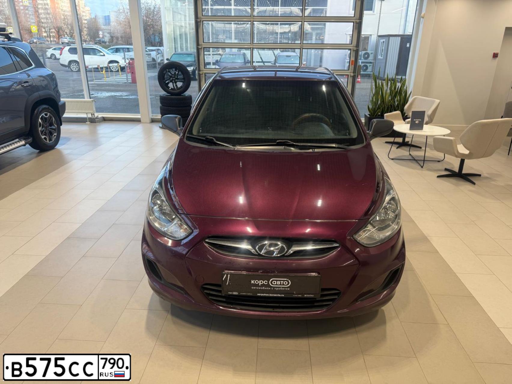 Фото автомобиля HYUNDAI SOLARIS, 2011 — госномер В575СС790. Цвет: ФИОЛЕТОВЫЙ