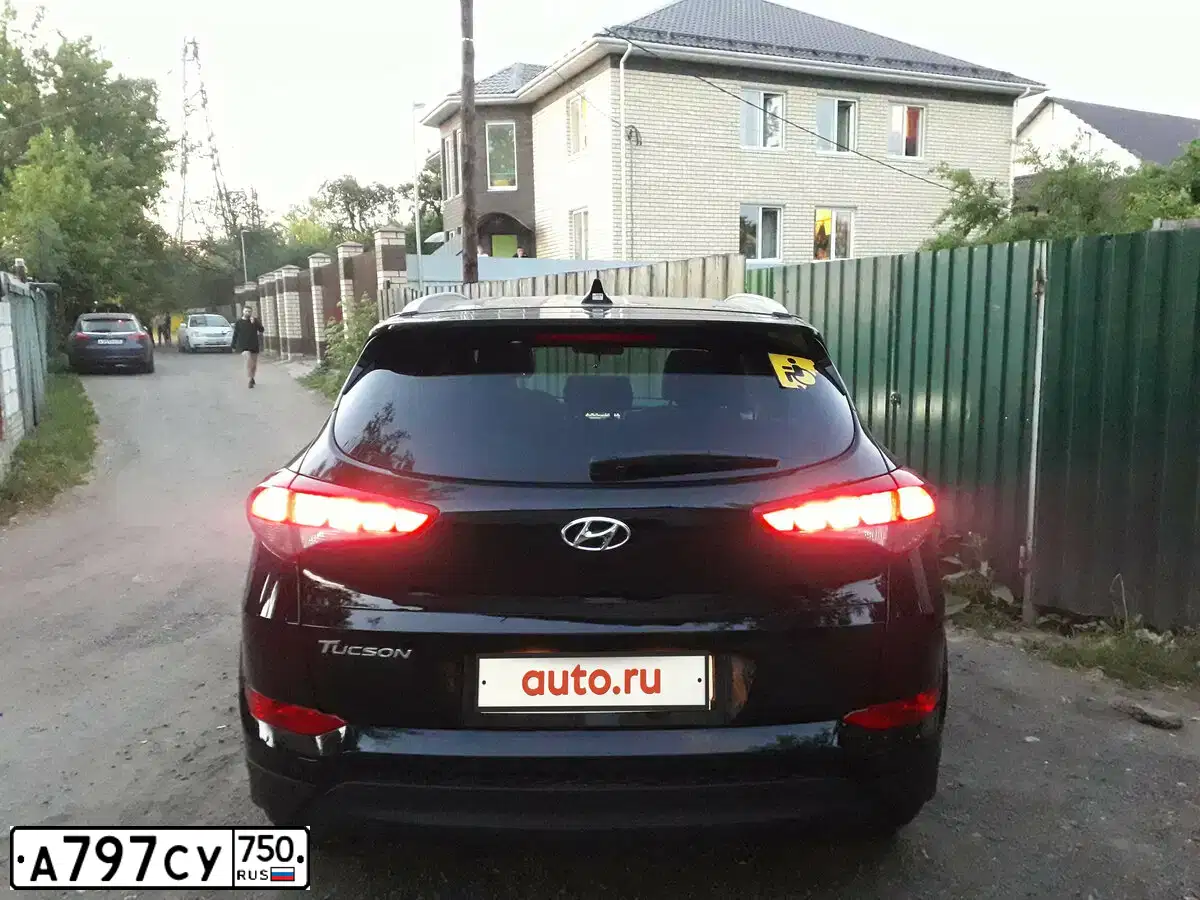 Фото автомобиля HYUNDAI TUCSON, 2018 — госномер Р599ОР48. Цвет: ЧЕРНЫЙ