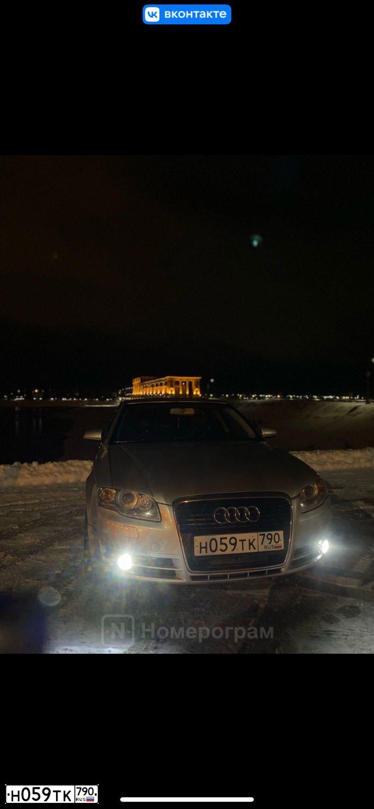 Фото автомобиля AUDI A4, 2005 — госномер Е054ВС76. Цвет: Серебристый