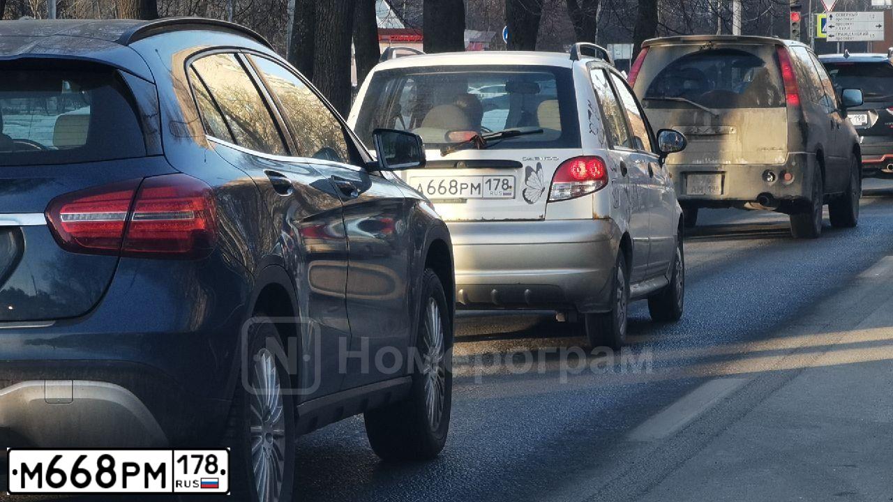 Фото автомобиля VOLVO S40, 2005 — госномер Х443ХВ178. Цвет: ЧЕРНЫЙ