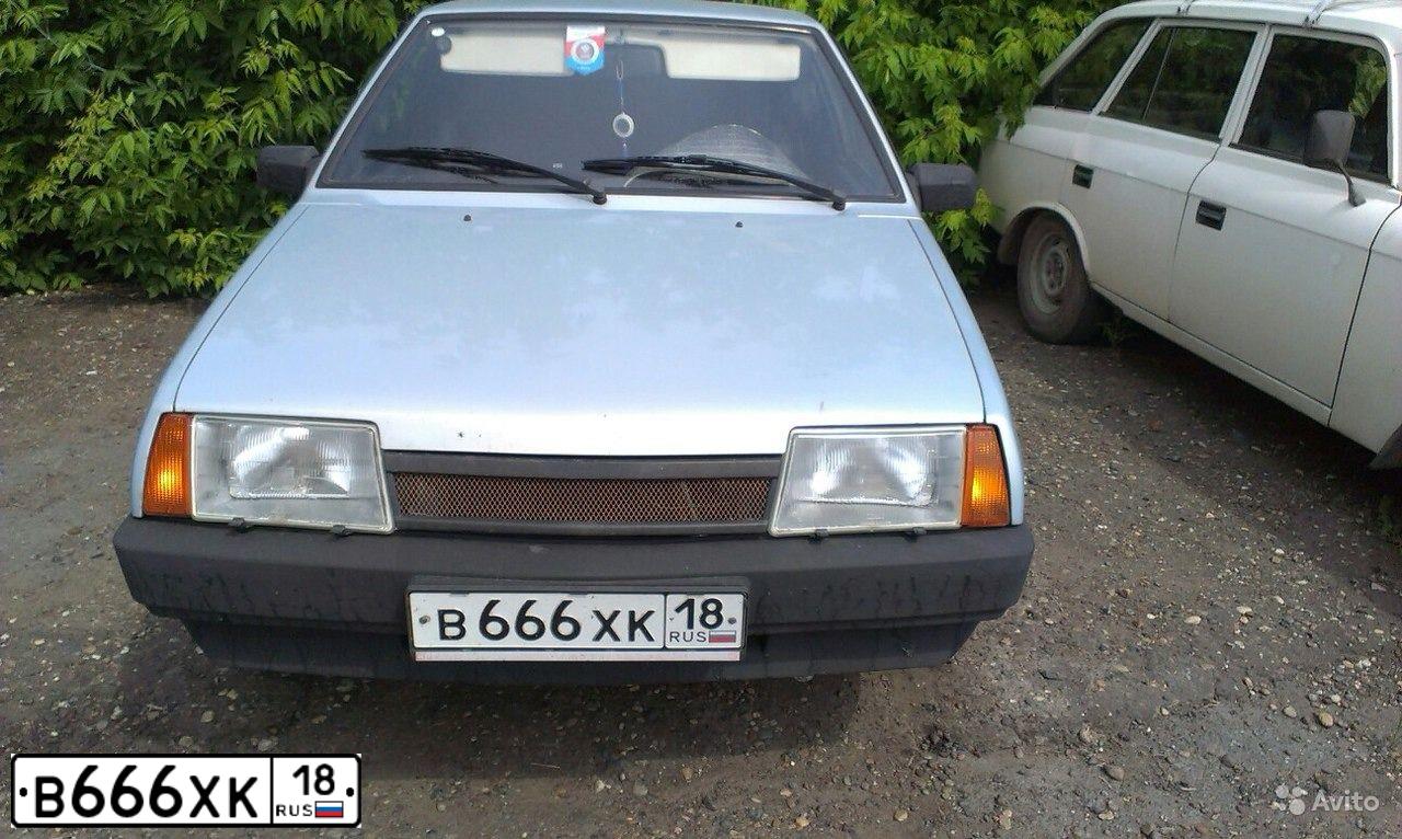 Фото автомобиля LADA 2121 NIVA, 2016 — госномер В646РУ18. Цвет: Белый