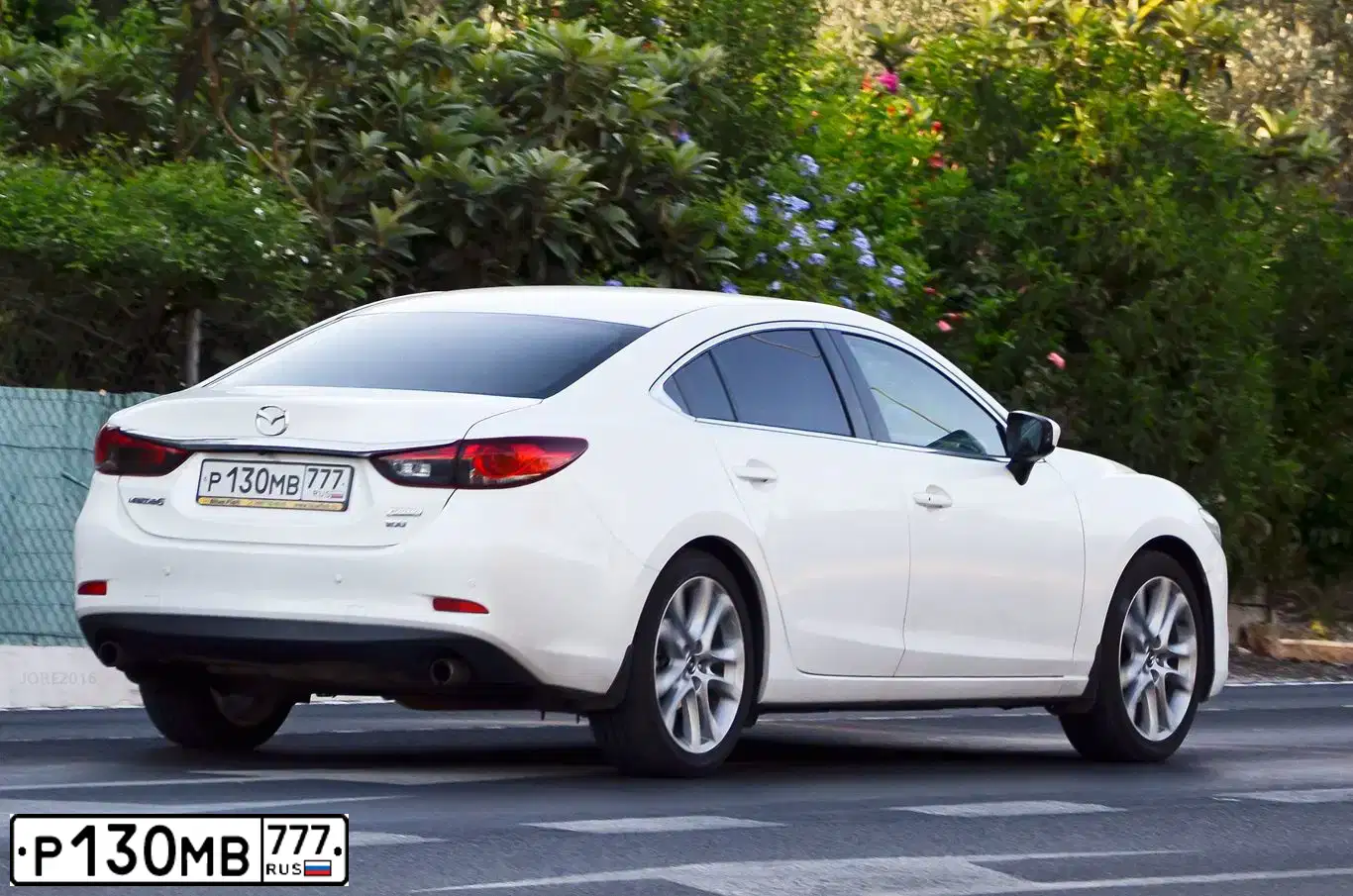 Фото автомобиля MAZDA A 6, 2014 — госномер Н305ТО716. Цвет: Белый