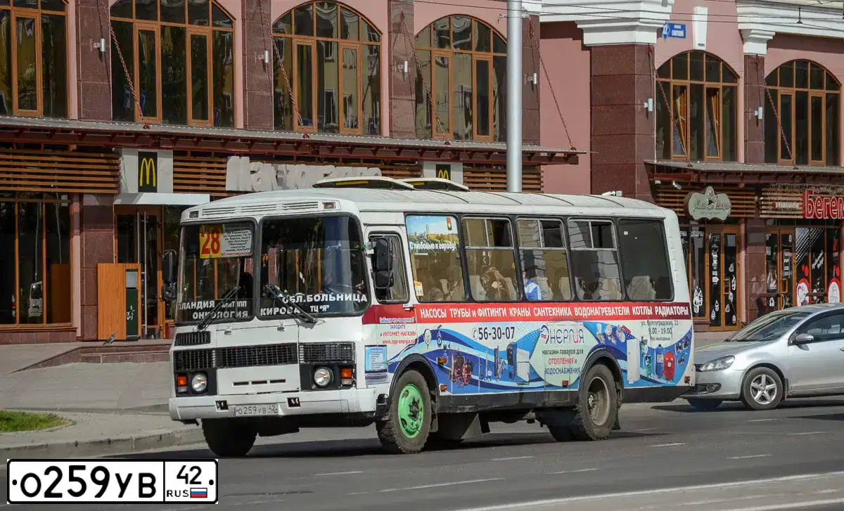 Фото автомобиля PAZ 4234, 2006 — госномер О259УВ42. Цвет: Бело-Синий