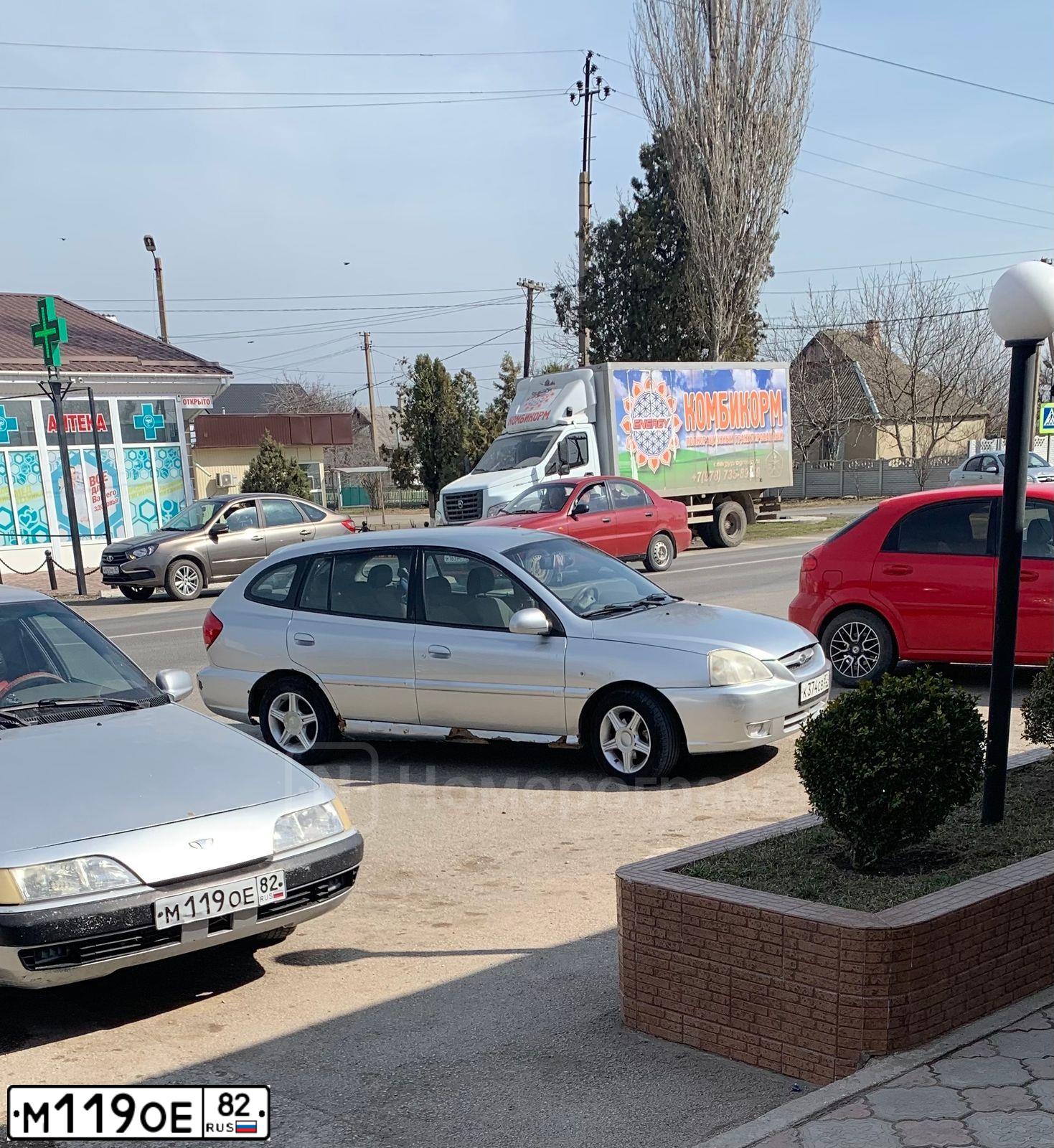 Фото автомобиля DAEWOO ESPERO, 1997 — госномер М119ОЕ82. Цвет: Серый