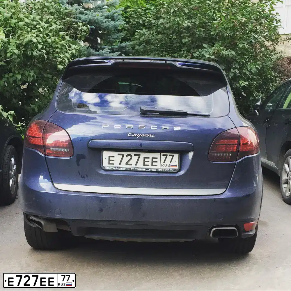 Фото автомобиля PORSCHE CAYENNE, 2012 — госномер С757РР193