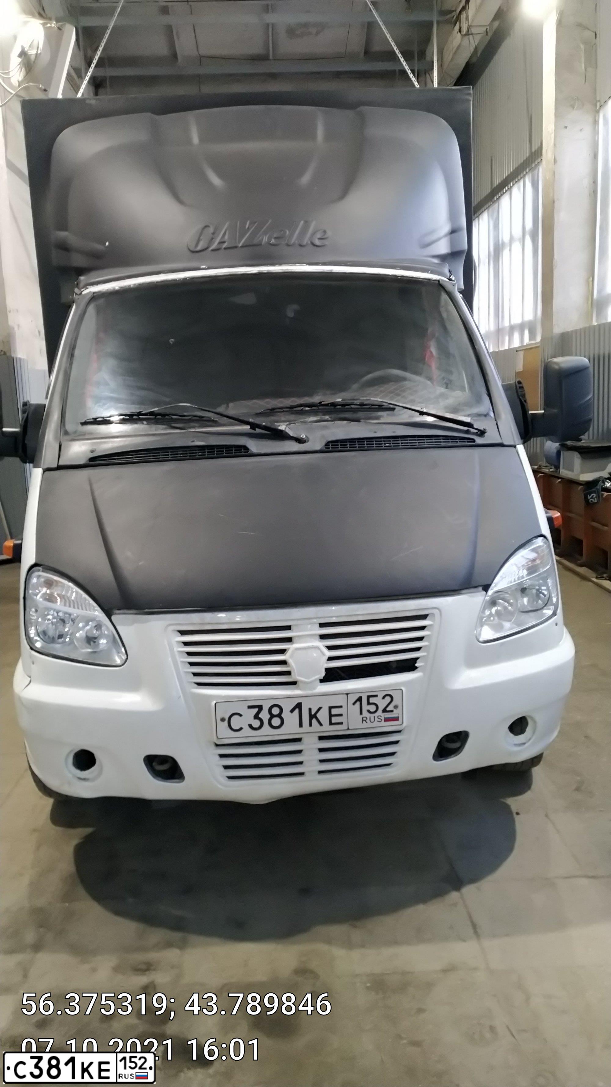 Фото автомобиля GAZ 3302 GAZEL, 2007 — госномер С381КЕ152. Цвет: Белый