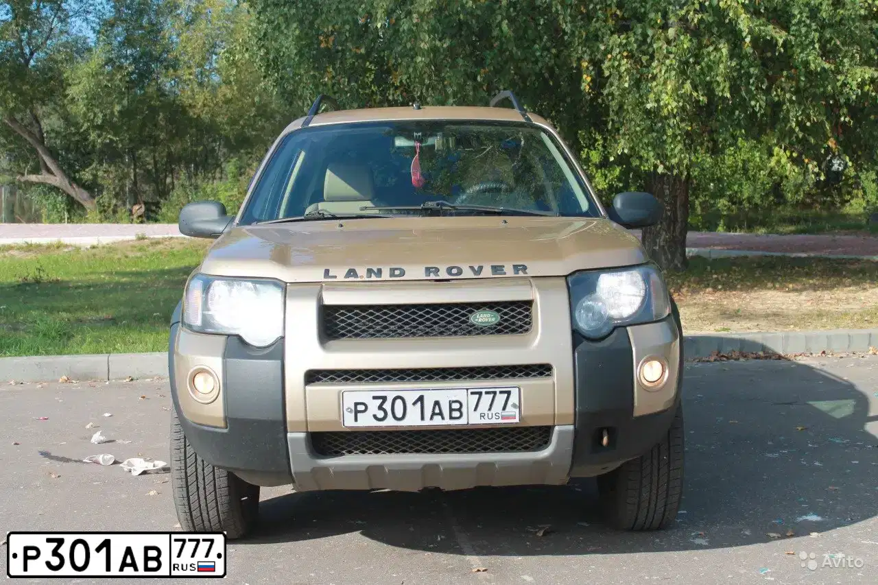 Фото автомобиля LANDROVER FREELANDER, 2006 — госномер Т861ХТ123. Цвет: БЕЖЕВЫЙ
