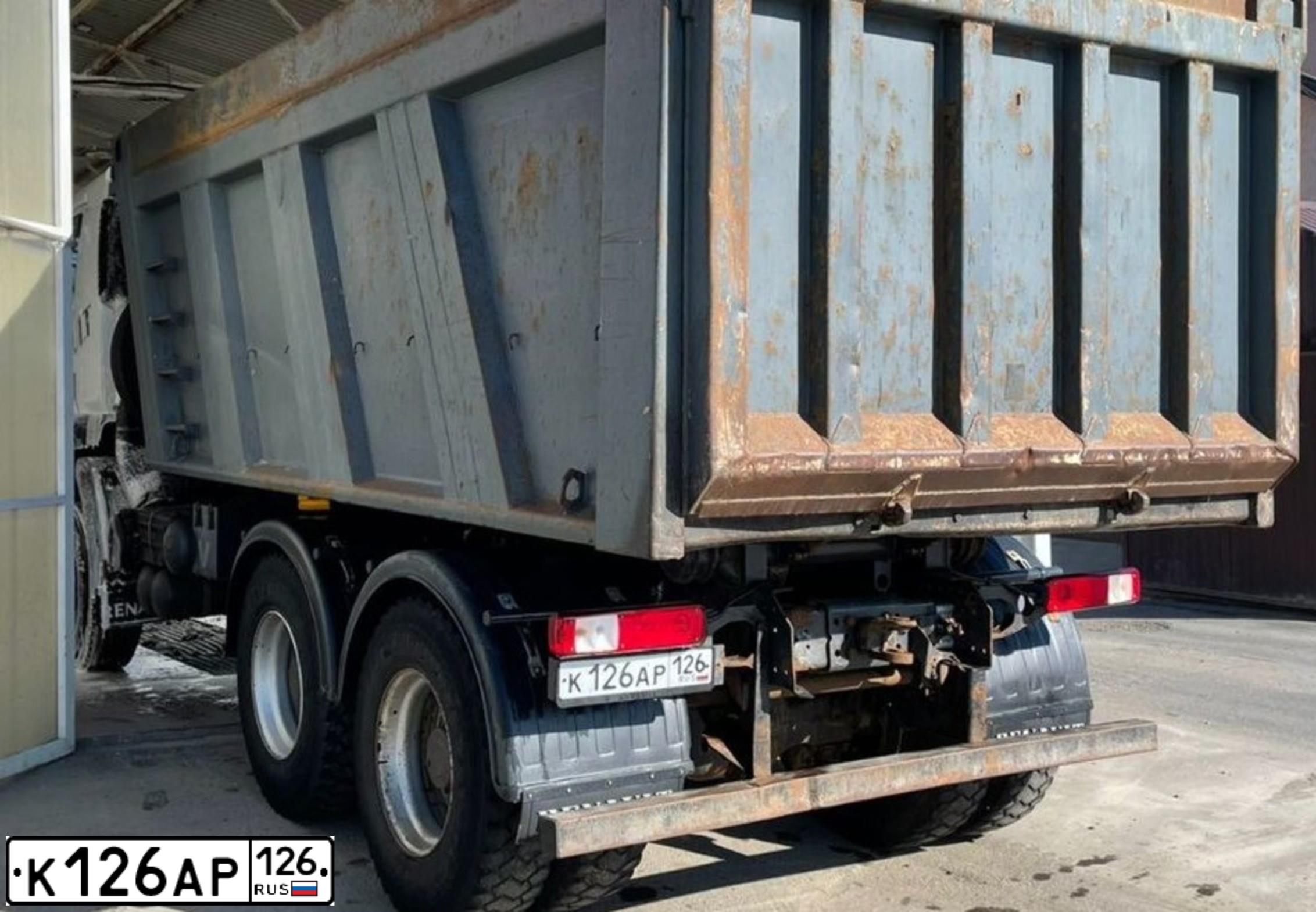 Фото автомобиля RENAULT KERAX, 2007 — госномер У080УК163. Цвет: Белый