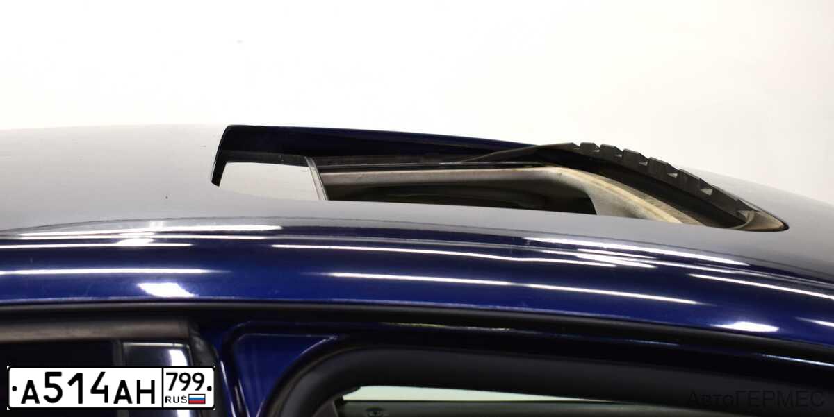 Фото автомобиля VOLKSWAGEN PASSAT, 2000 — госномер К021ЕХ550. Цвет: синий