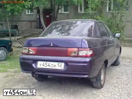 Фото автомобиля LADA 2110, 2001 — госномер Е226МР152. Цвет: ТЕМНО ФИОЛЕТОВЫЙ