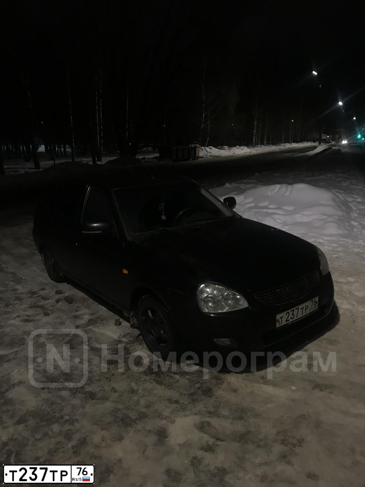 Фото автомобиля LADA PRIORA, 2010 — госномер Х747РК37