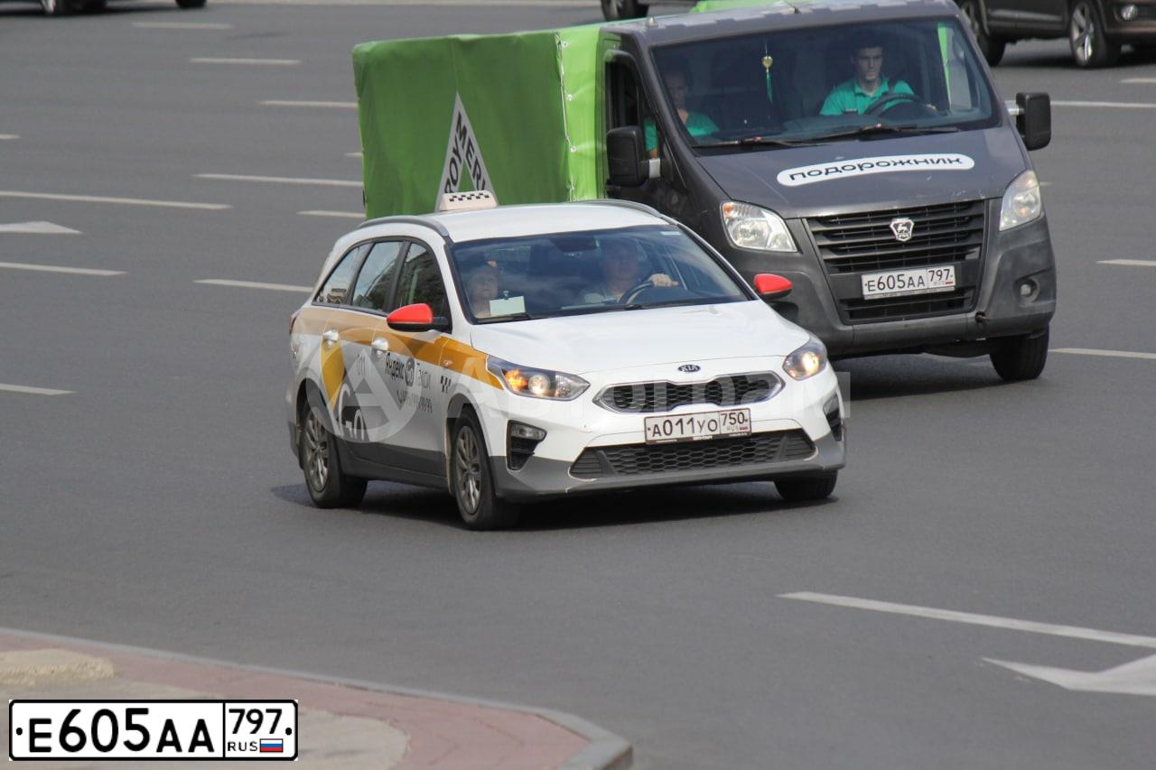 Фото автомобиля GAZ GAZEL NEXT, 2015 — госномер Е605АА797. Цвет: СЕРЫЙ