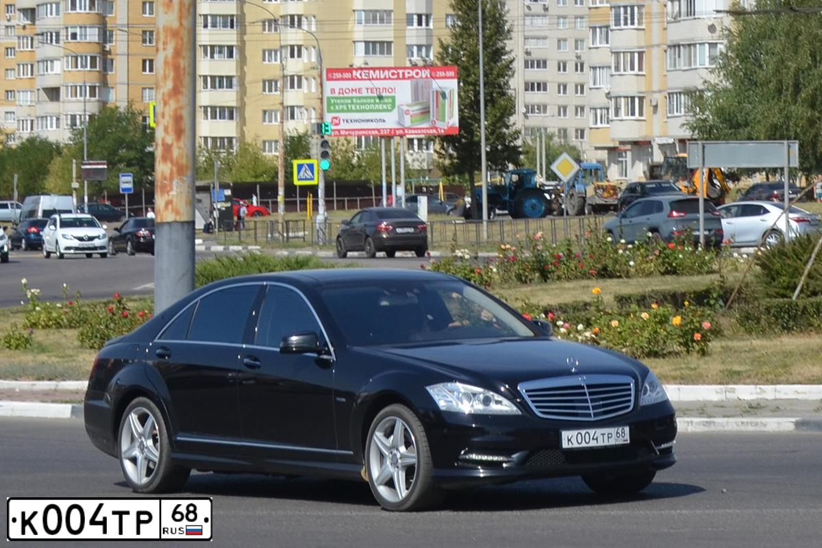 Фото автомобиля MERCEDES S-KLASSE, 2008 — госномер С440АХ68. Цвет: ЧЕРНЫЙ