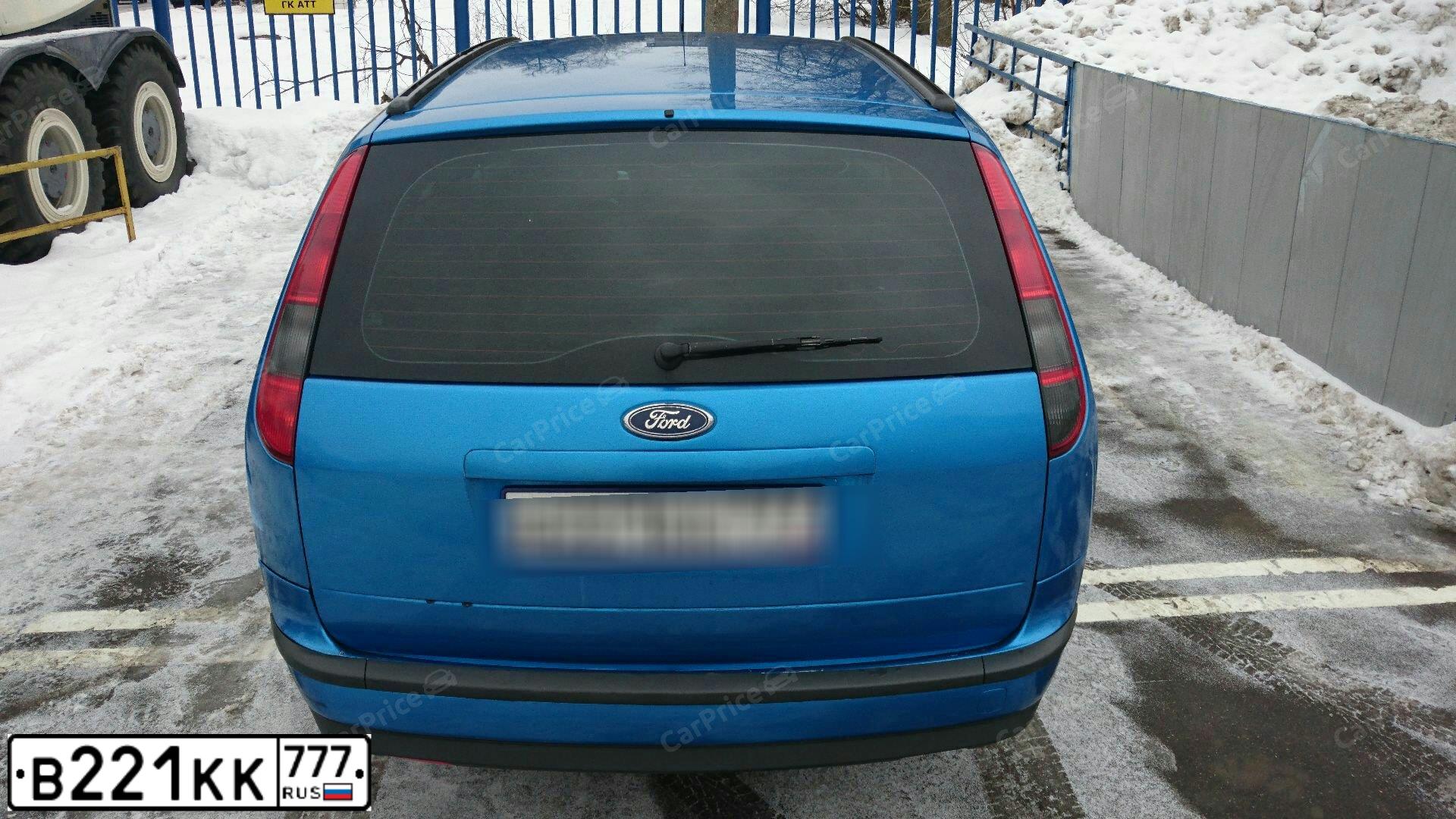 Фото автомобиля FORD FOCUS, 2005 — госномер В800АВ199. Цвет: голубой