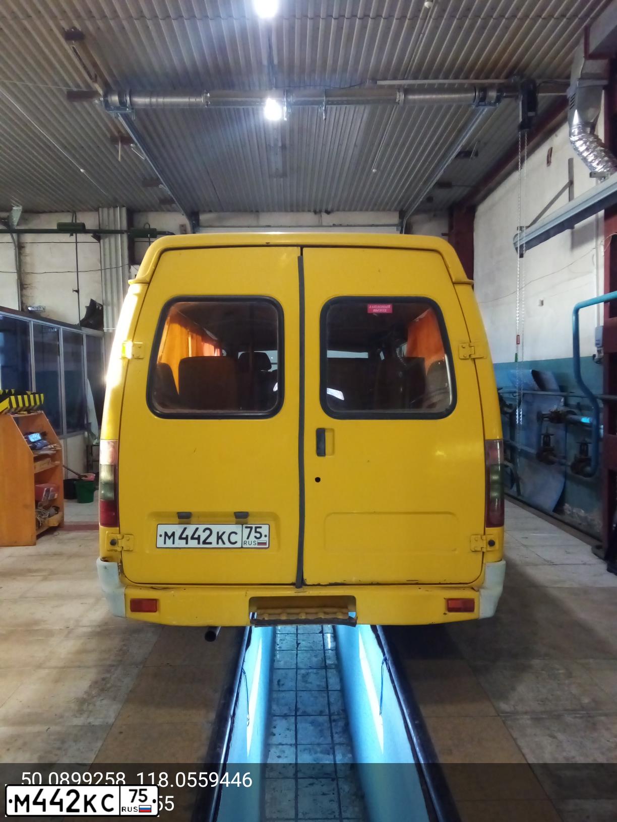 Фото автомобиля GAZ 3221 GAZEL, 2005 — госномер М442КС75. Цвет: ЖЕЛТЫЙ