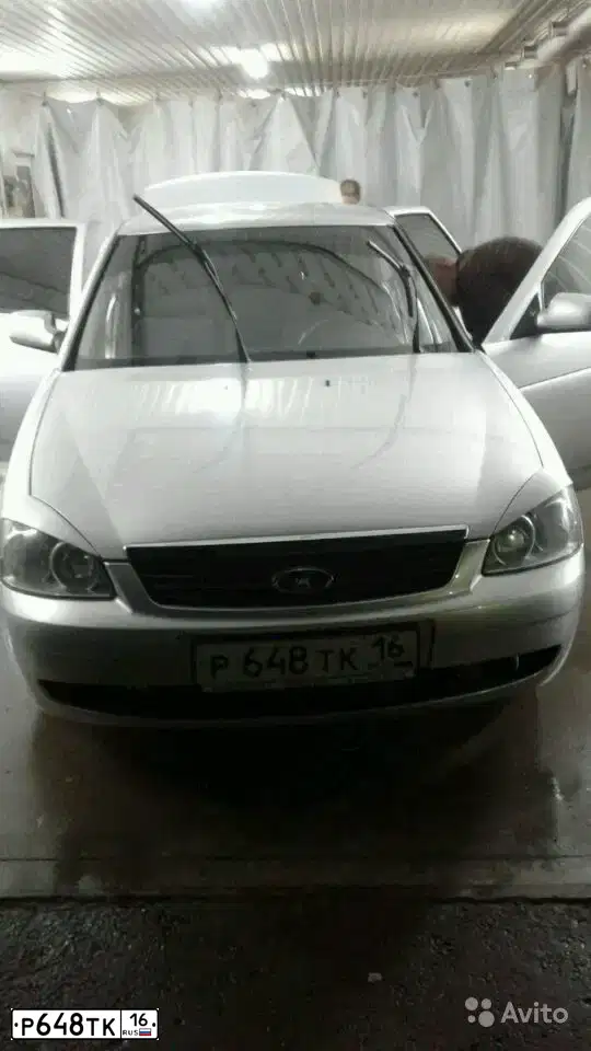 Фото автомобиля LADA 2170 PRIORA, 2009 — госномер В171УТ126. Цвет: СВЕТЛО СЕРЕБРИСТЫЙ МЕТАЛЛ