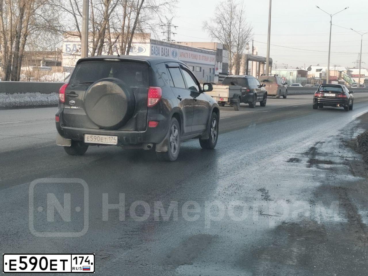 Фото автомобиля TOYOTA RAV4, 2008 — госномер Е590ЕТ174. Цвет: ЧЕРНЫЙ