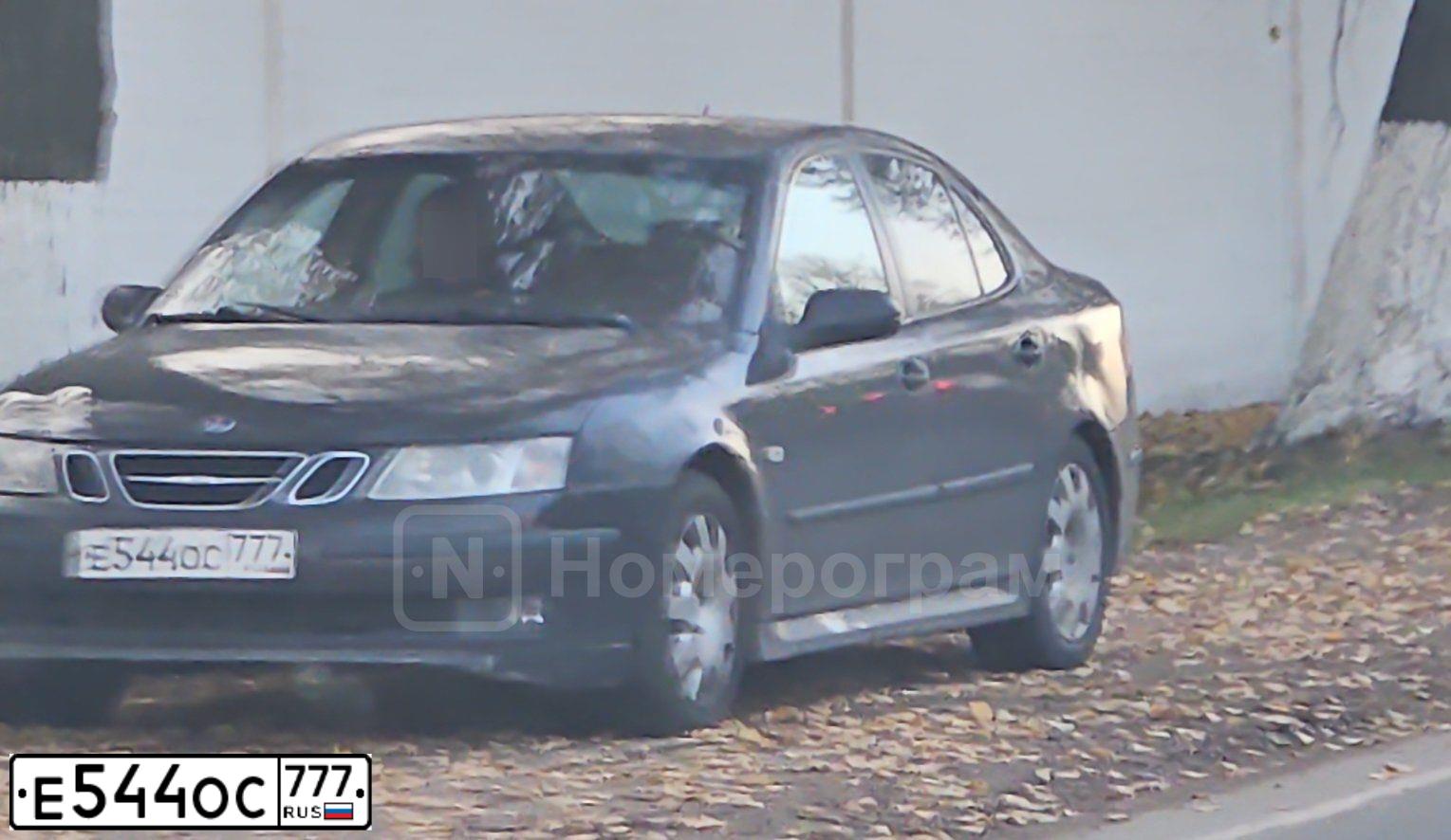 Фото автомобиля SAAB 9-3, 2004 — госномер Е544ОС777. Цвет: КОРИЧНЕВЫЙ ТЕМНЫЙ