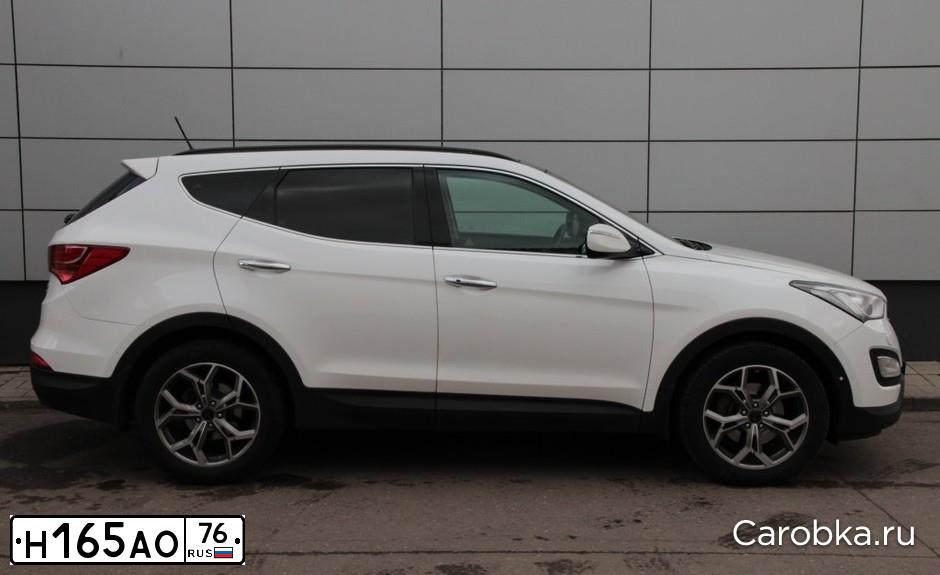 Фото автомобиля HYUNDAI SANTA FE, 2013 — госномер С021МК152. Цвет: БЕЛЫЙ