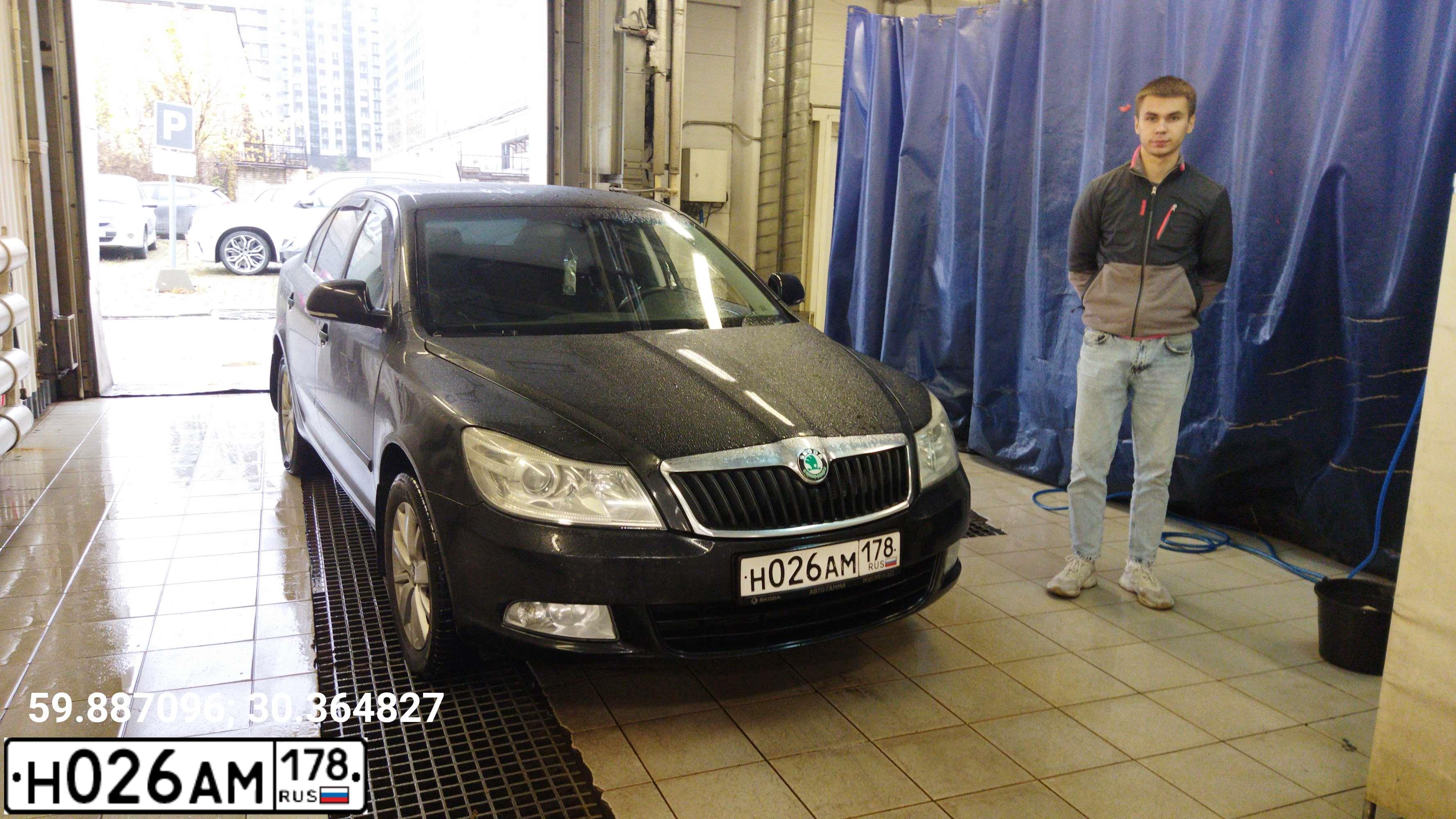 Фото автомобиля SKODA OCTAVIA, 2009 — госномер К506РВ147. Цвет: ЧЕРНЫЙ