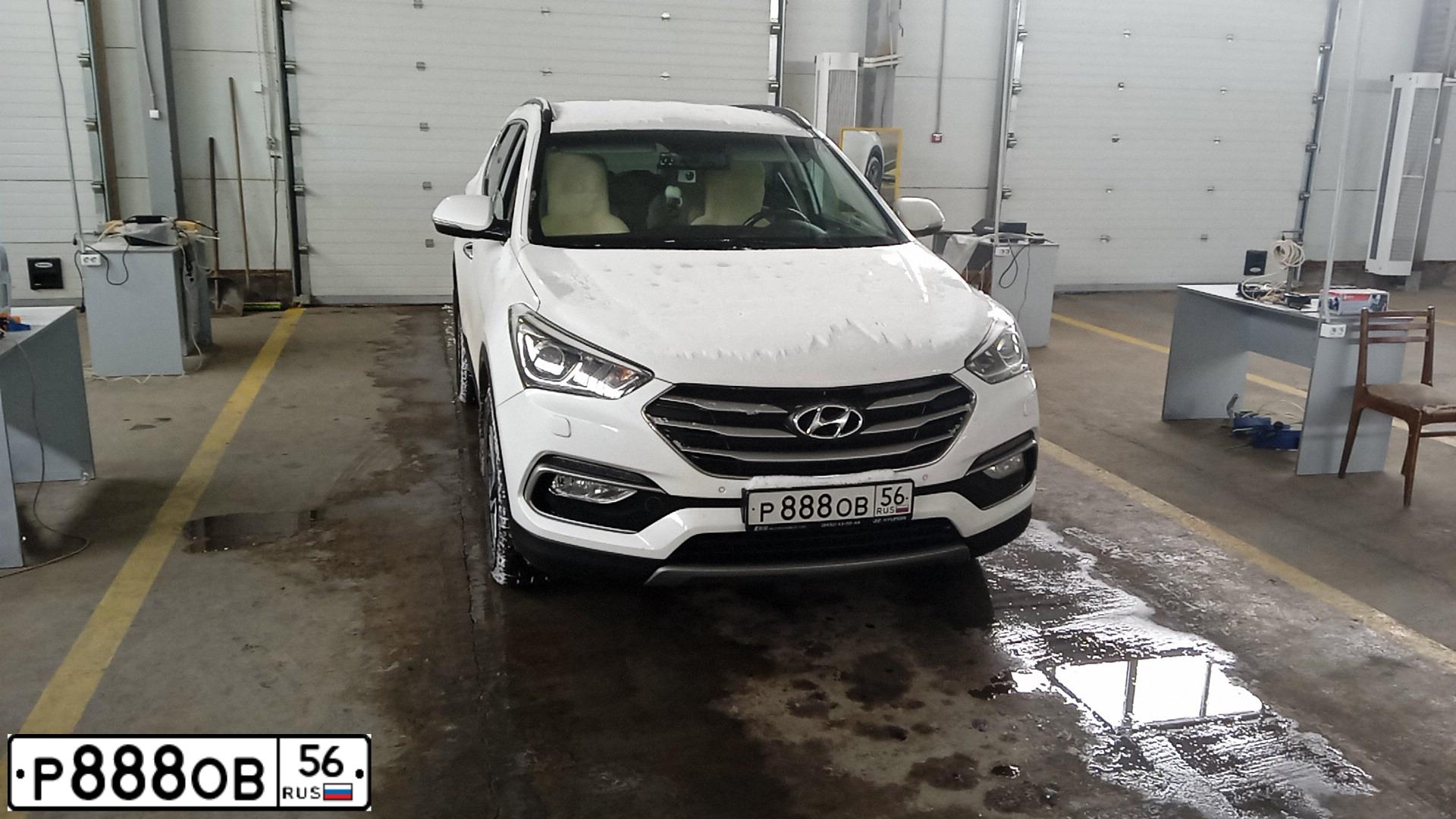 Фото автомобиля HYUNDAI SOLARIS, 2017 — госномер Р888ОВ56. Цвет: Белый