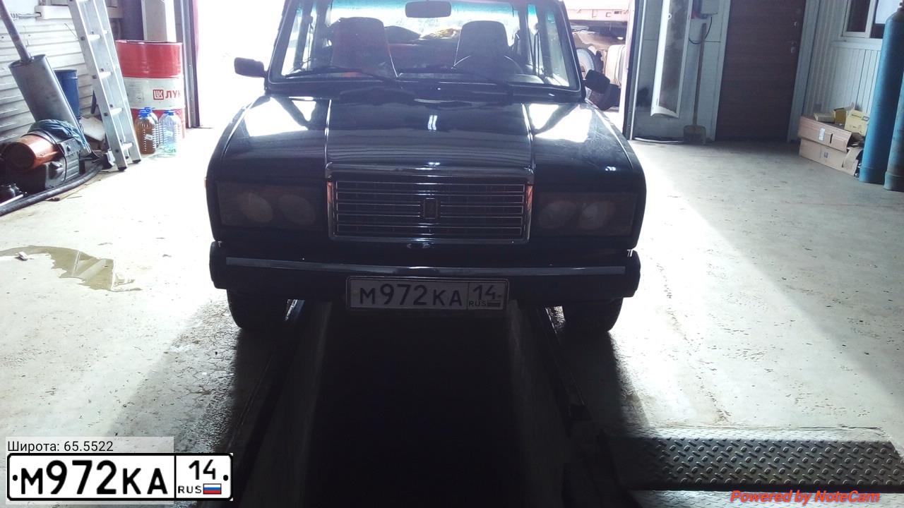 Фото автомобиля LADA 2107, 2011 — госномер М972КА14. Цвет: серебристо-коричневый