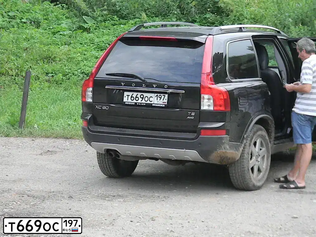 Фото автомобиля VOLVO XC90, 2011 — госномер Т669ОС197. Цвет: ЧЕРНЫЙ