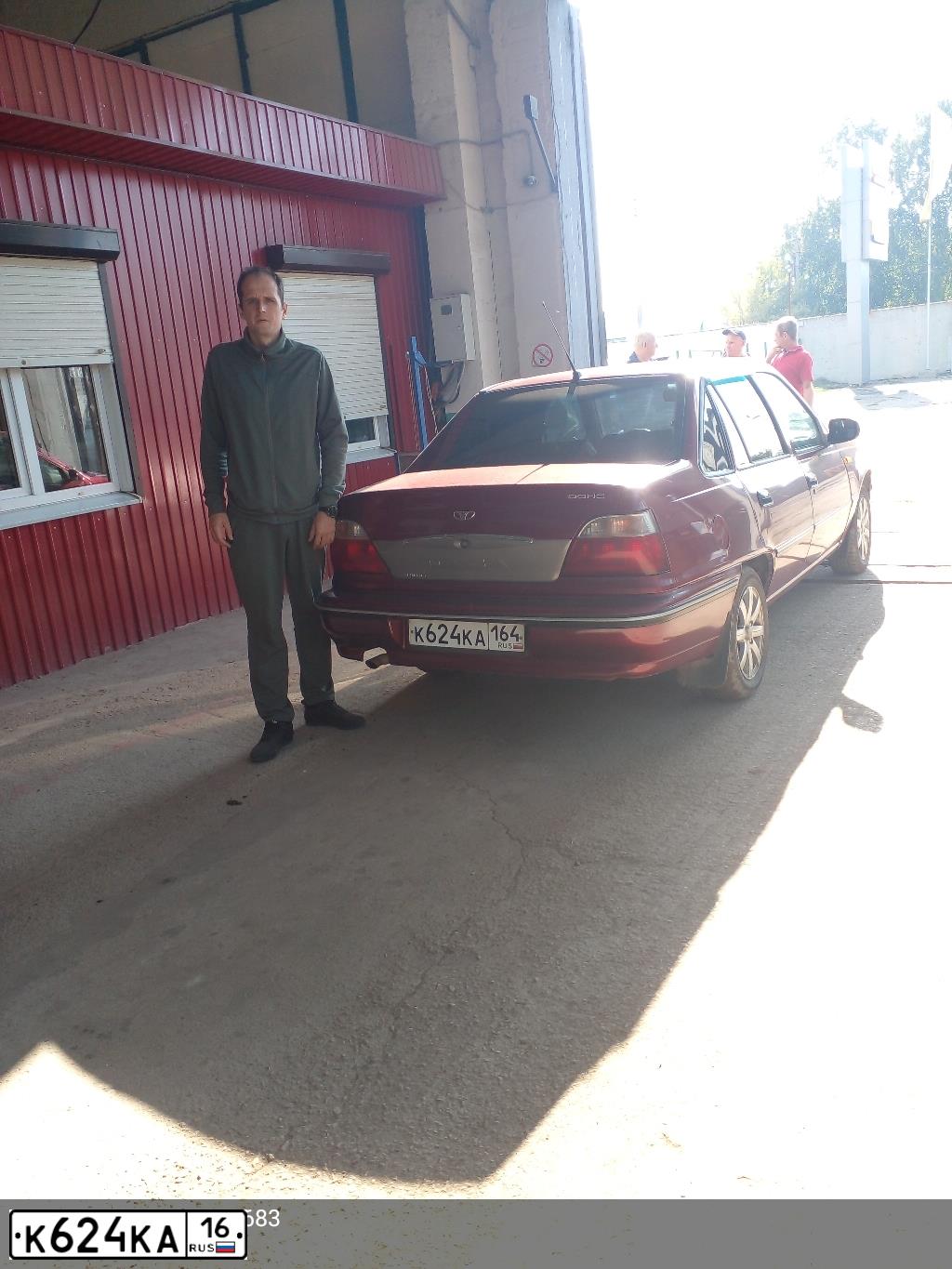Фото автомобиля DAEWOO NEXIA, 2007 — госномер К624КА16. Цвет: Красный