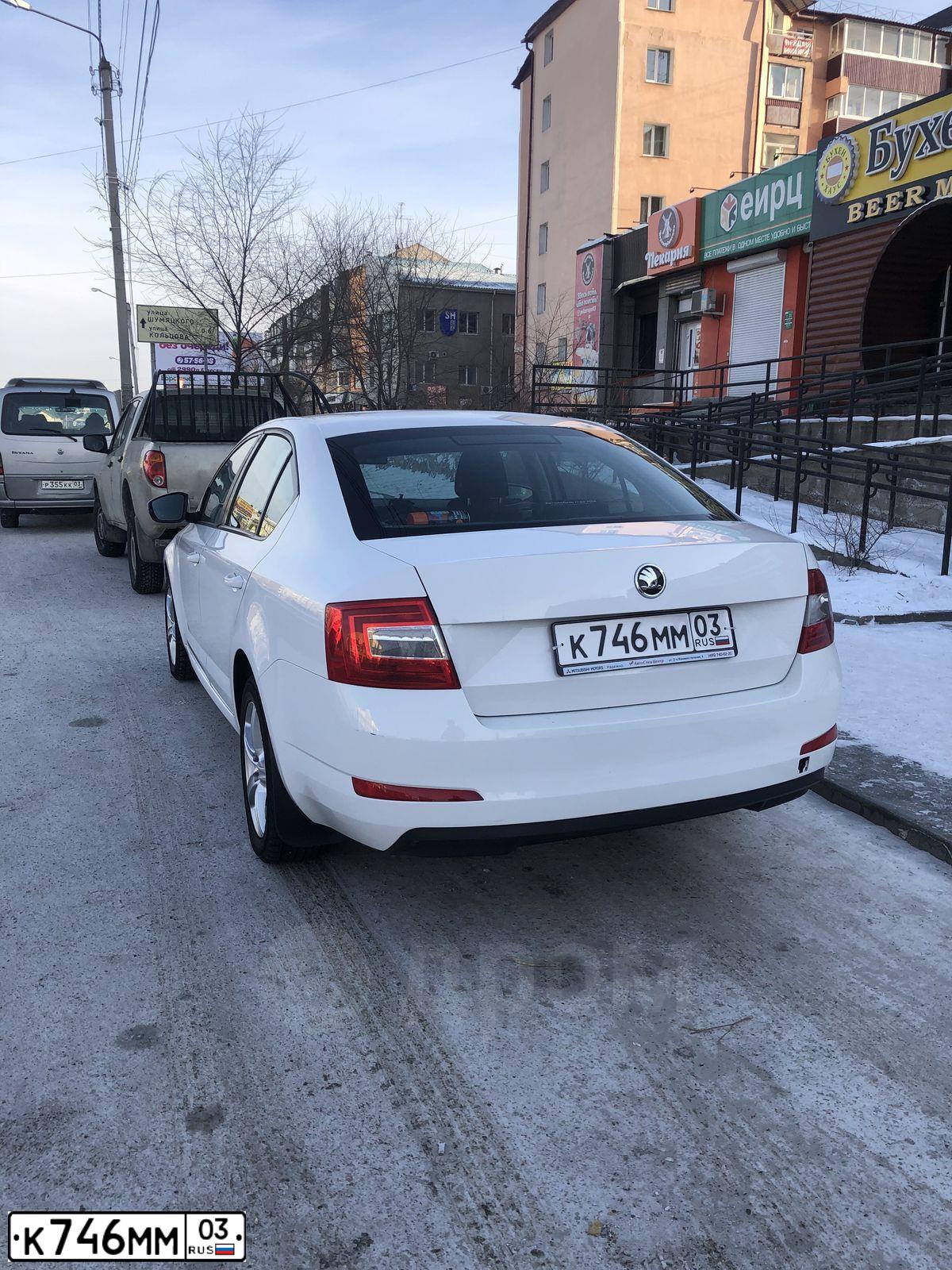 Фото автомобиля SKODA OCTAVIA, 2015 — госномер В403НК06. Цвет: Белый
