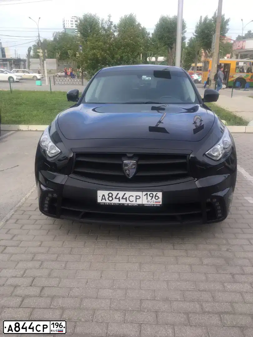 Фото автомобиля INFINITI I QX70 FX, 2013 — госномер М929ТМ159. Цвет: ЧЕРНЫЙ