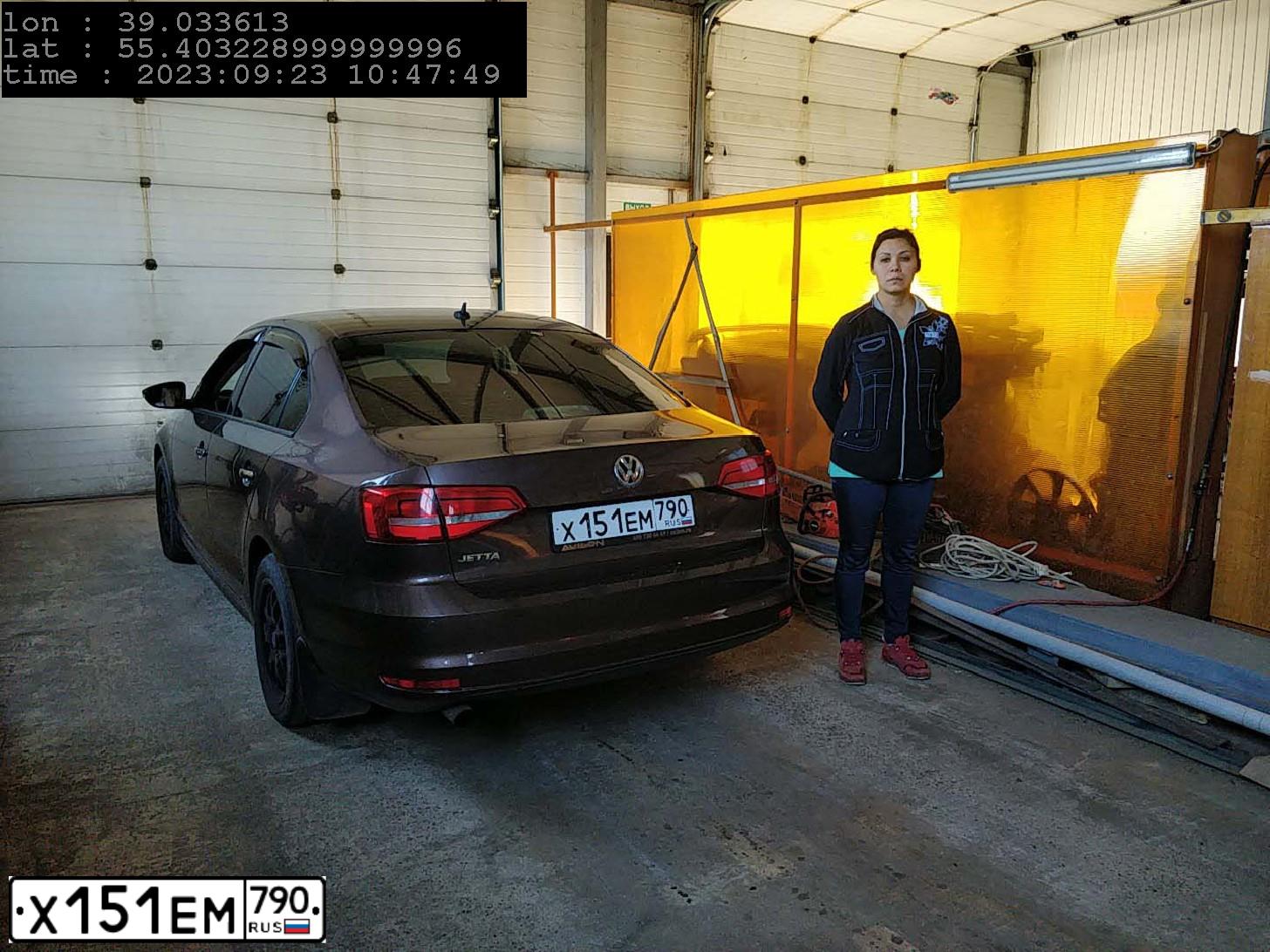 Фото автомобиля VOLKSWAGEN JETTA, 2014 — госномер Х151ЕМ790. Цвет: Коричневый
