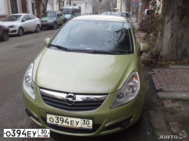 Фото автомобиля OPEL CORSA, 2007 — госномер С888МВ30. Цвет: СВЕТЛО-ЗЕЛЕНЫЙ