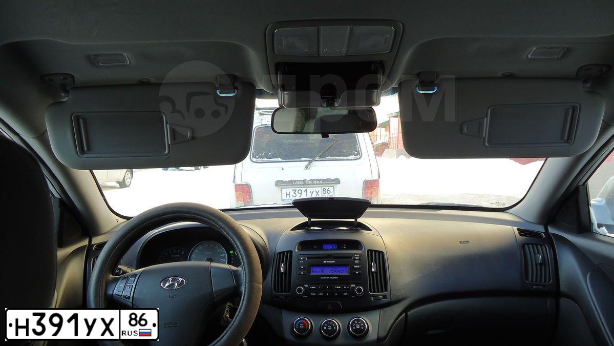 Фото автомобиля LADA 2131 NIVA, 2011 — госномер В556КН186. Цвет: СВЕТЛО-СЕРЕБРИСТЫЙ  МЕТАЛЛИК